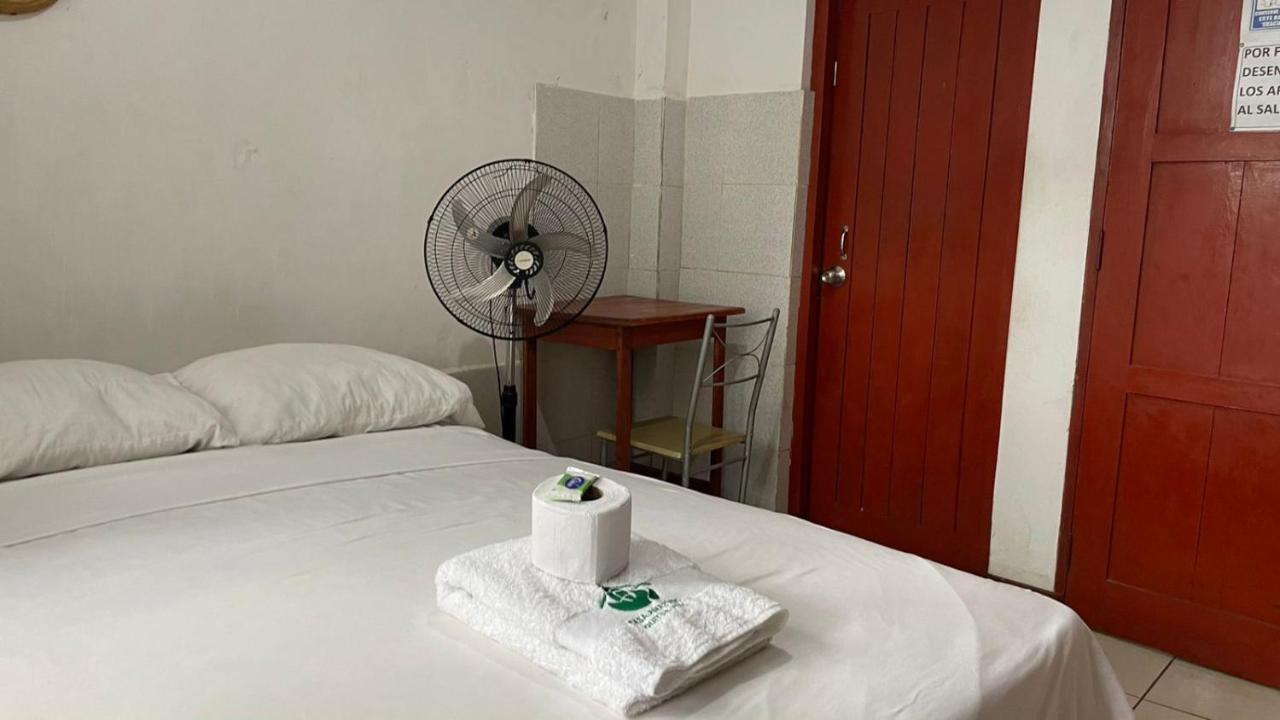 Hospedaje Casa Amazonica Iquitos Esterno foto
