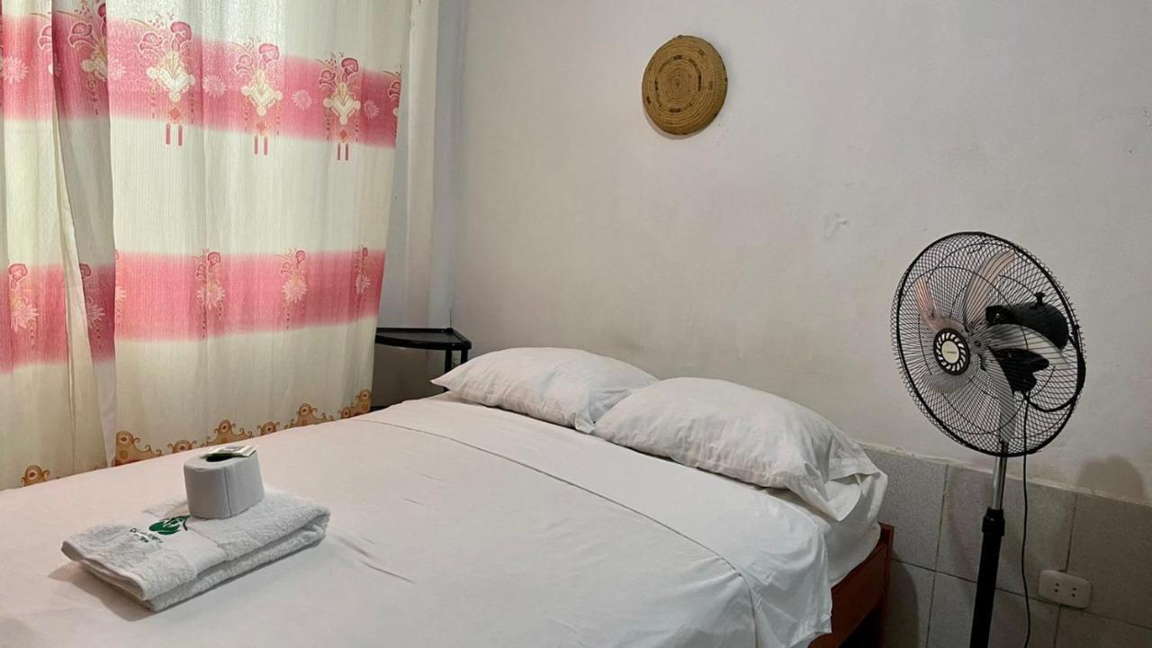Hospedaje Casa Amazonica Iquitos Esterno foto