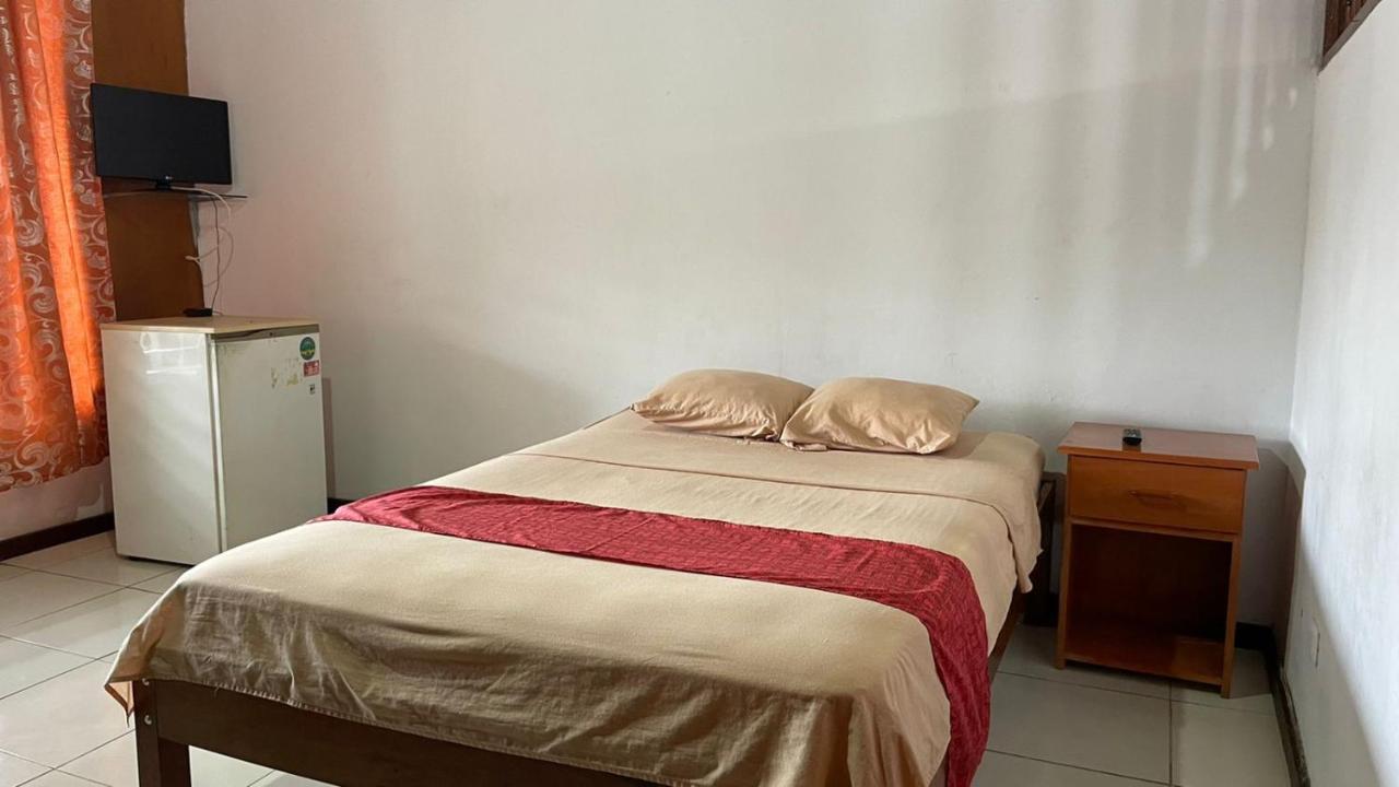 Hospedaje Casa Amazonica Iquitos Esterno foto